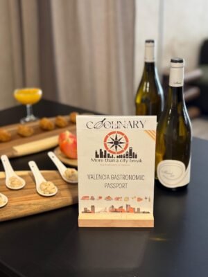 Welcome to Valencia: Tapas & Drinks Tasting Experience with Locals